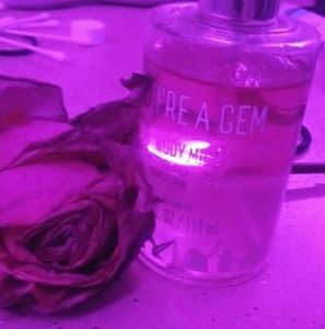 Meet your Posher, Sierra